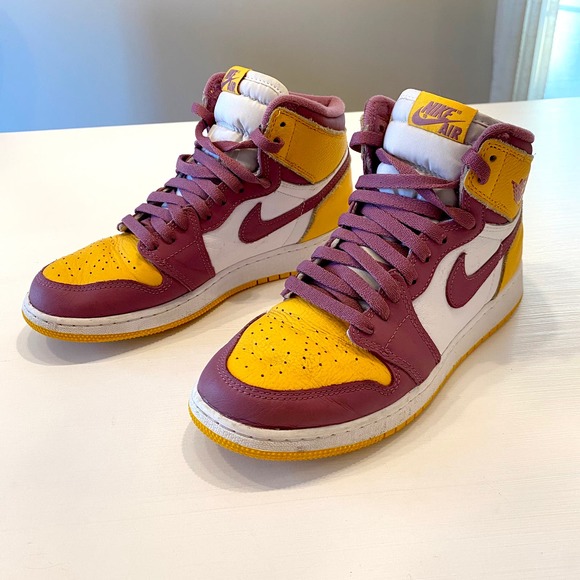 Nike Other - Nike Air‎ Jordan 1 Retro High Brotherhood GS Youth Size 7 Y 7Y Shoes 575441-706